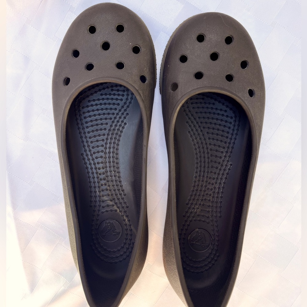 Womens Crocs Crocband comfort slip on flats (Size 6)